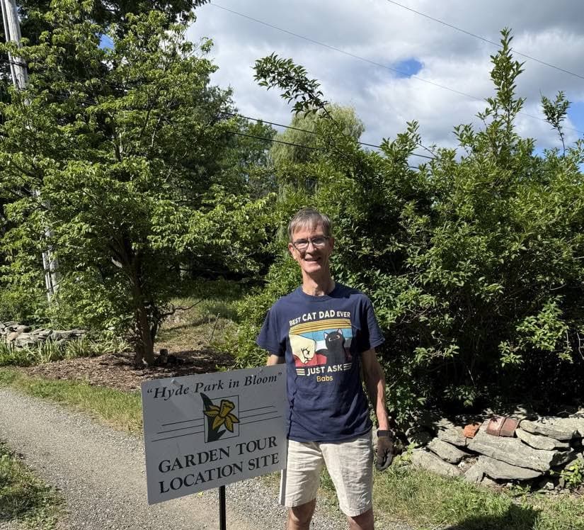 Russell volunteering at the Hyde Park in Bloom garden tour
